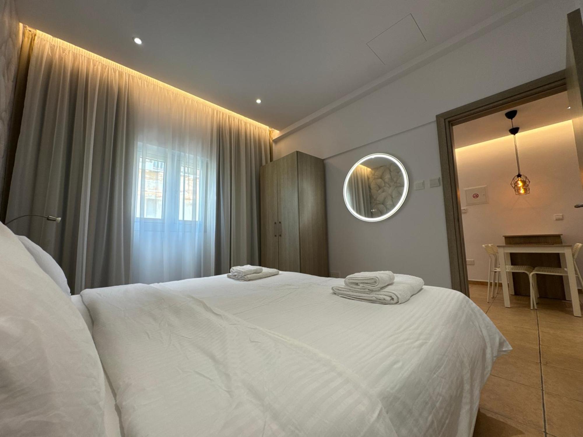 איה נאפה Topikos Apartments מראה חיצוני תמונה